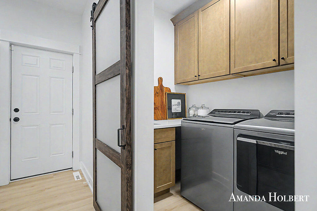 11364 Stout Avenue NE Rockford MI 49341