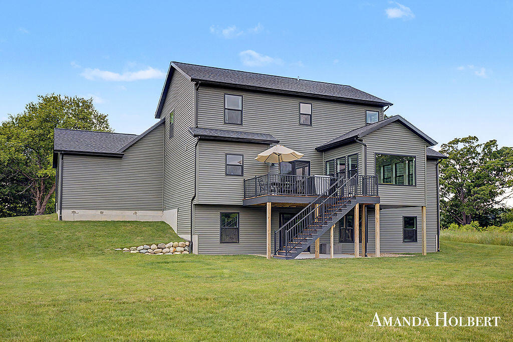 11364 Stout Avenue NE Rockford MI 49341
