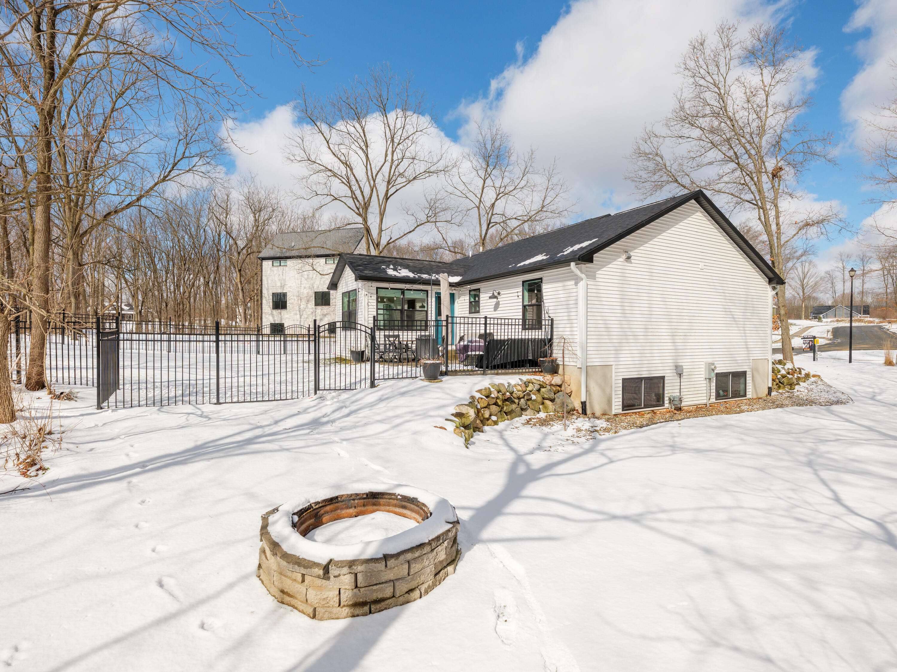 851 Doolittle Court Kalamazoo MI 49009