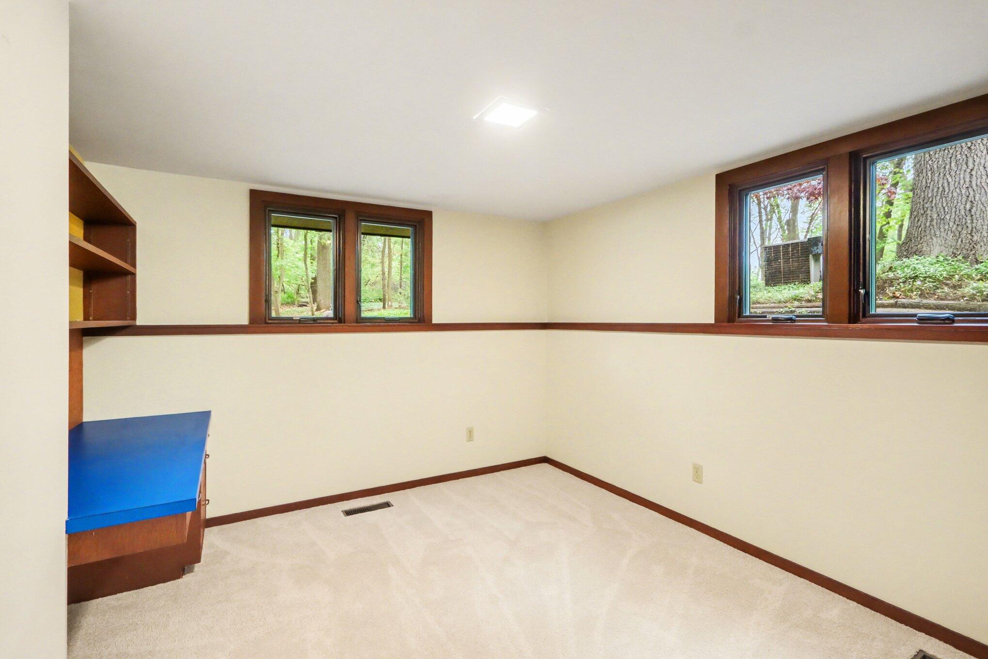 1000 Carolee Lane Kalamazoo MI 49008