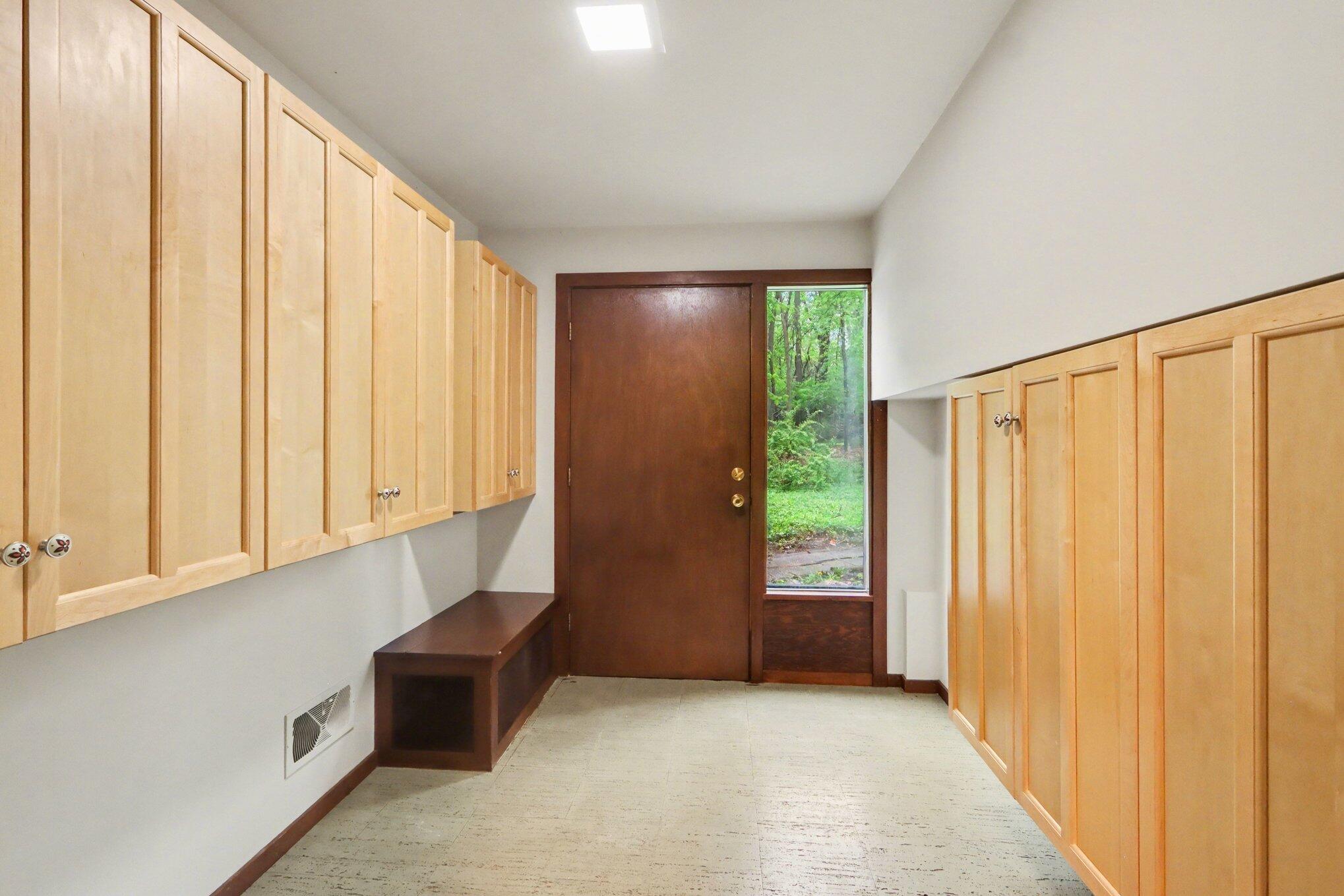 1000 Carolee Lane Kalamazoo MI 49008
