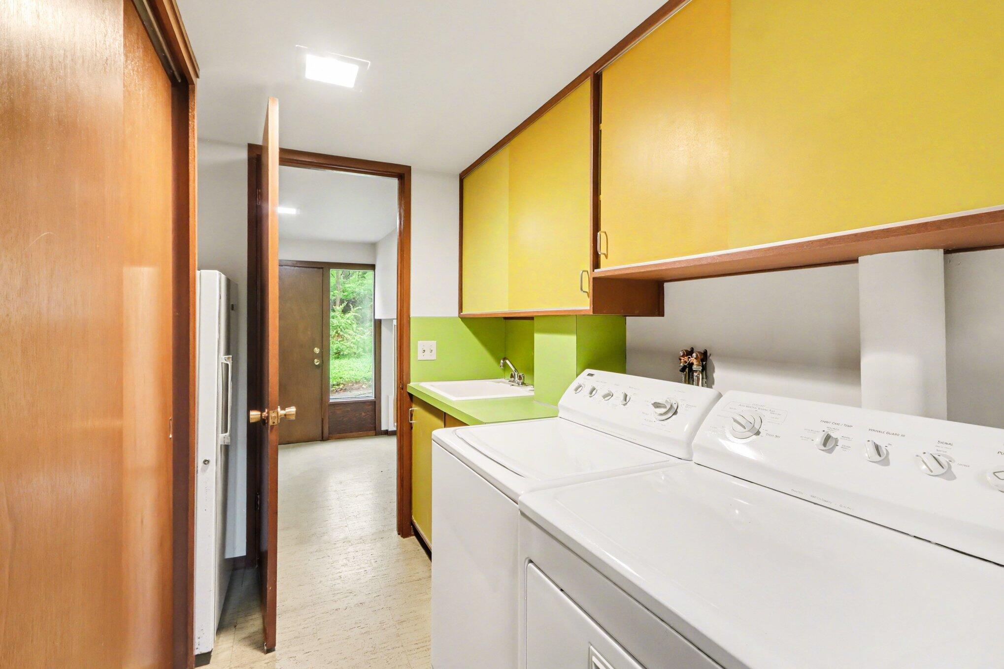 1000 Carolee Lane Kalamazoo MI 49008