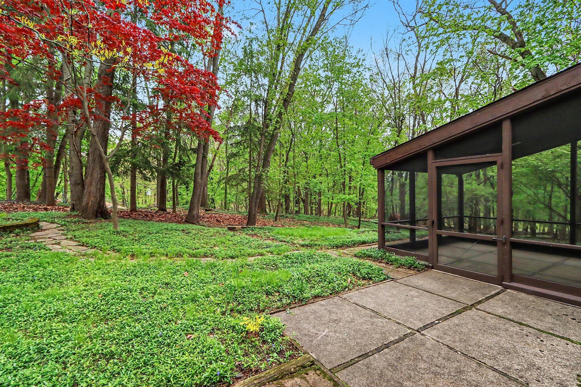 1000 Carolee Lane Kalamazoo MI 49008