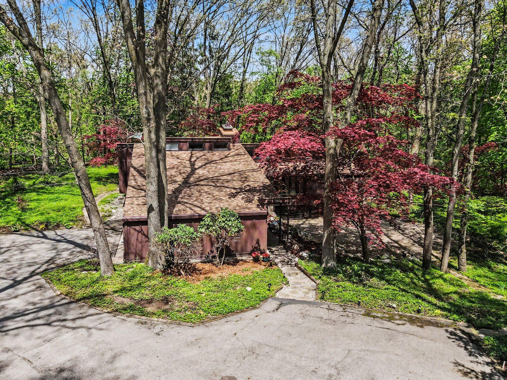 1000 Carolee Lane Kalamazoo MI 49008