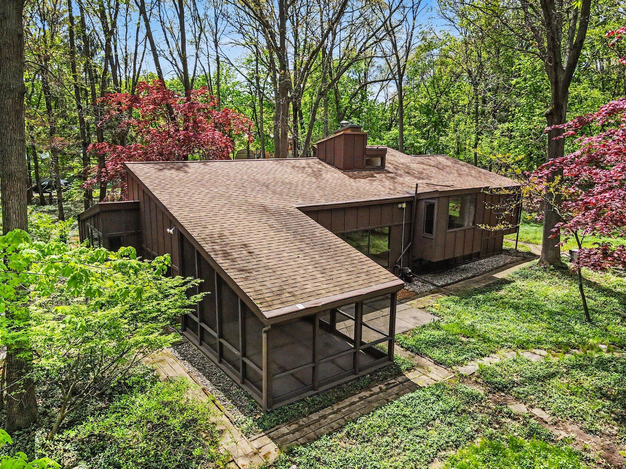 1000 Carolee Lane Kalamazoo MI 49008