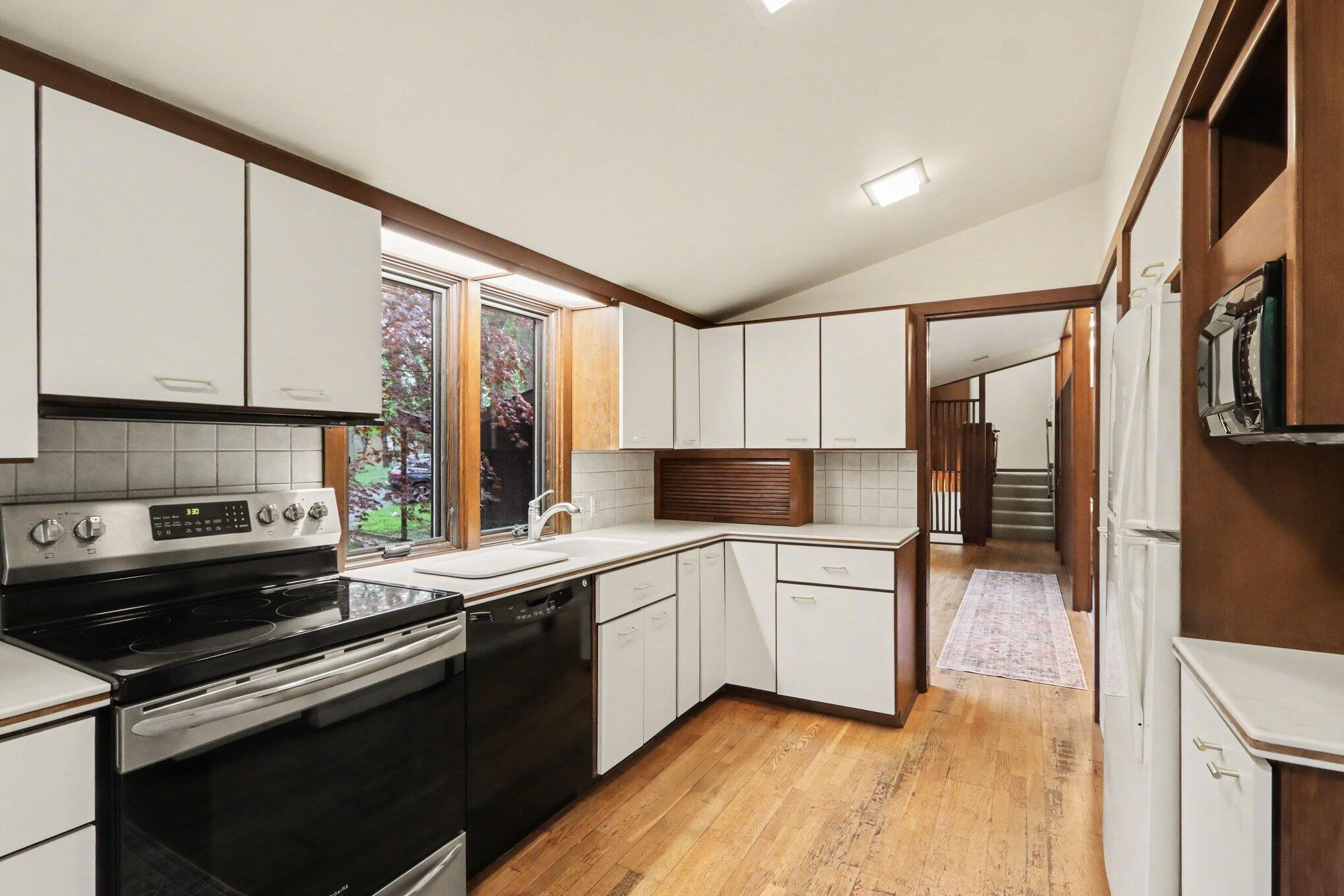1000 Carolee Lane Kalamazoo MI 49008