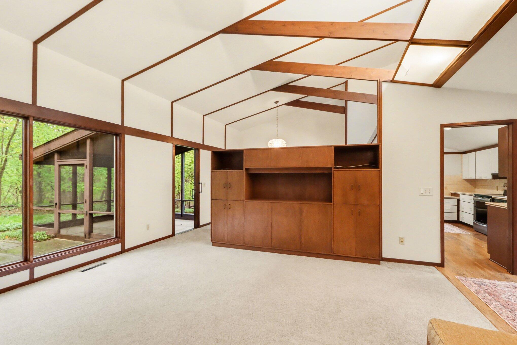 1000 Carolee Lane Kalamazoo MI 49008