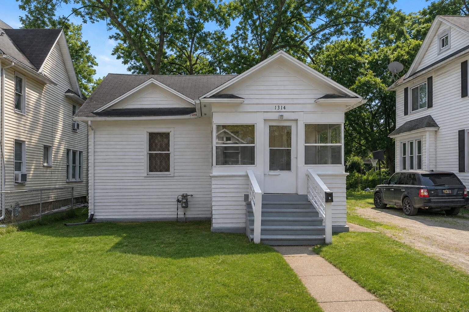 1314 Clinton Avenue Kalamazoo MI 49001