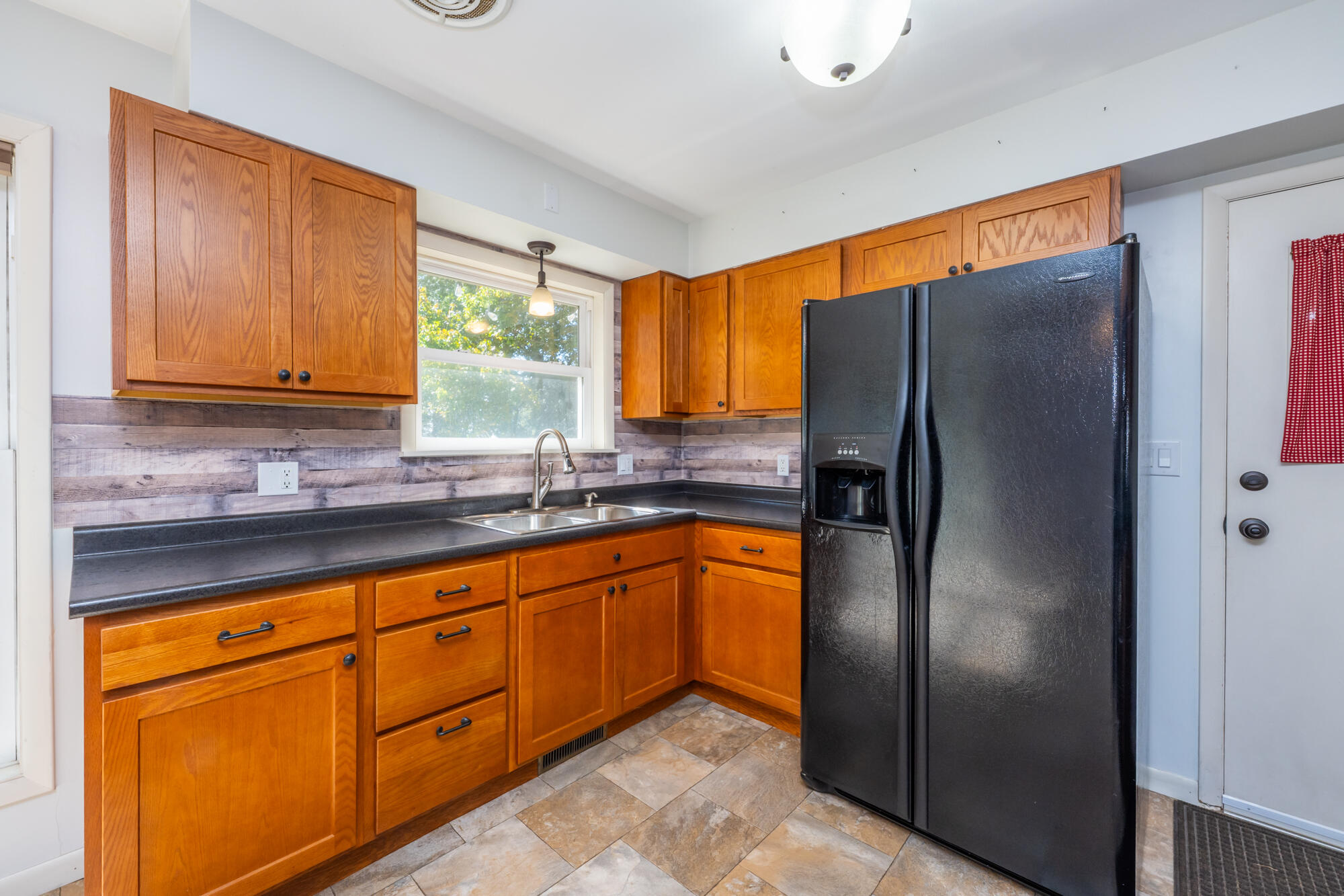 6698 Kruger Road Three Oaks MI 49128