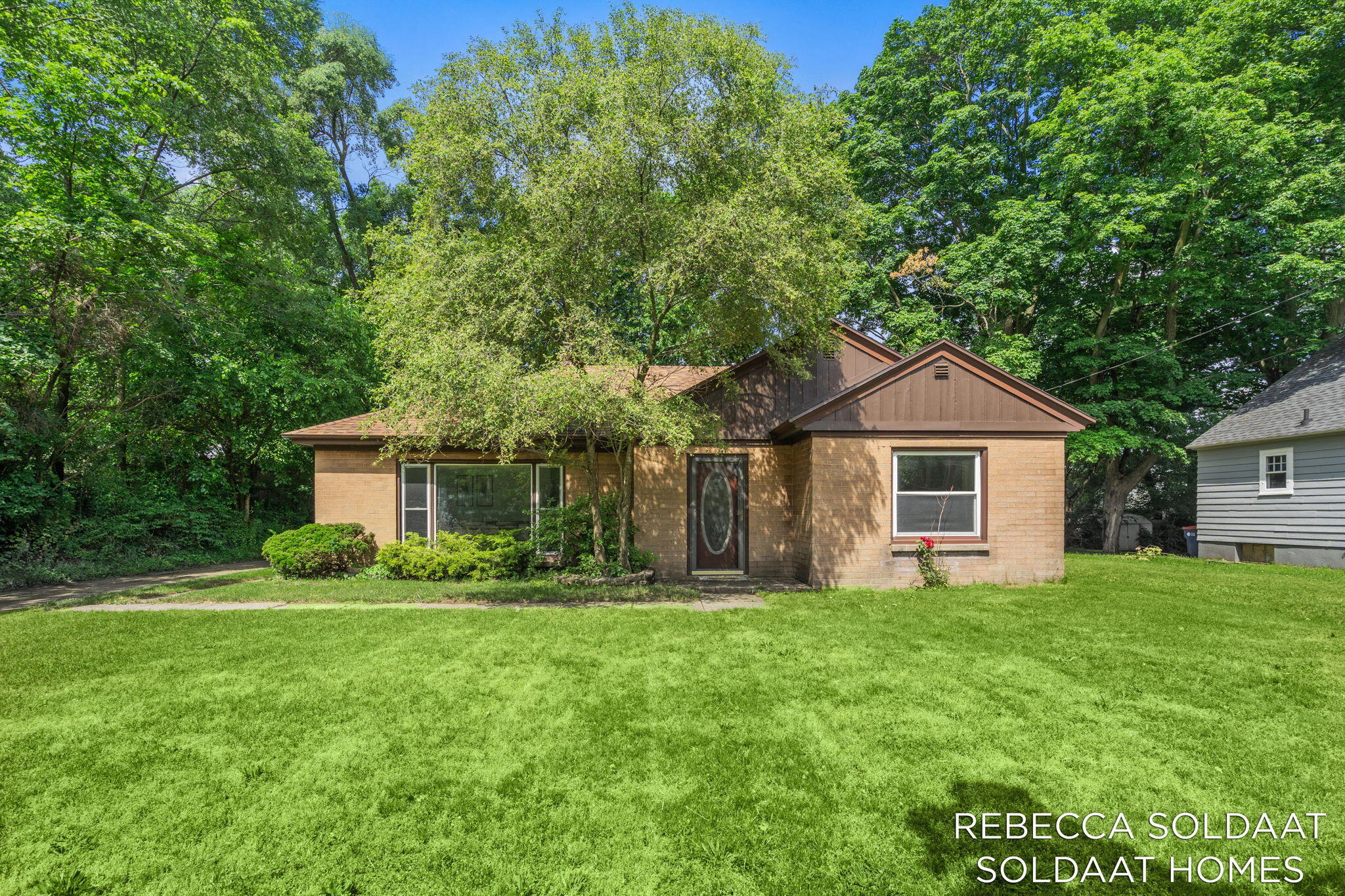 1621 Preston Avenue NW Grand Rapids MI 49504