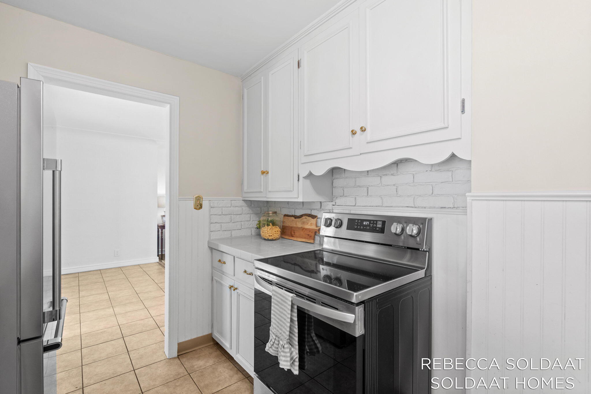1621 Preston Avenue NW Grand Rapids MI 49504