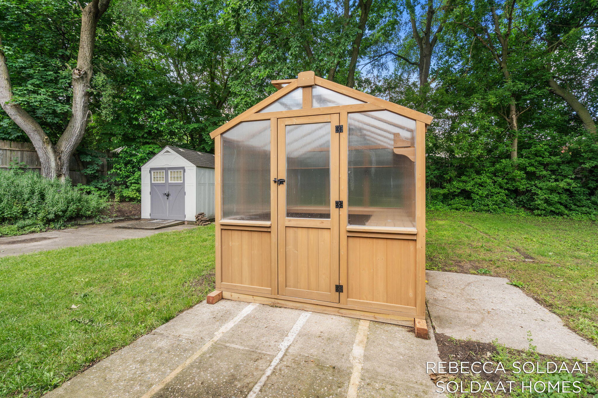 1621 Preston Avenue NW Grand Rapids MI 49504