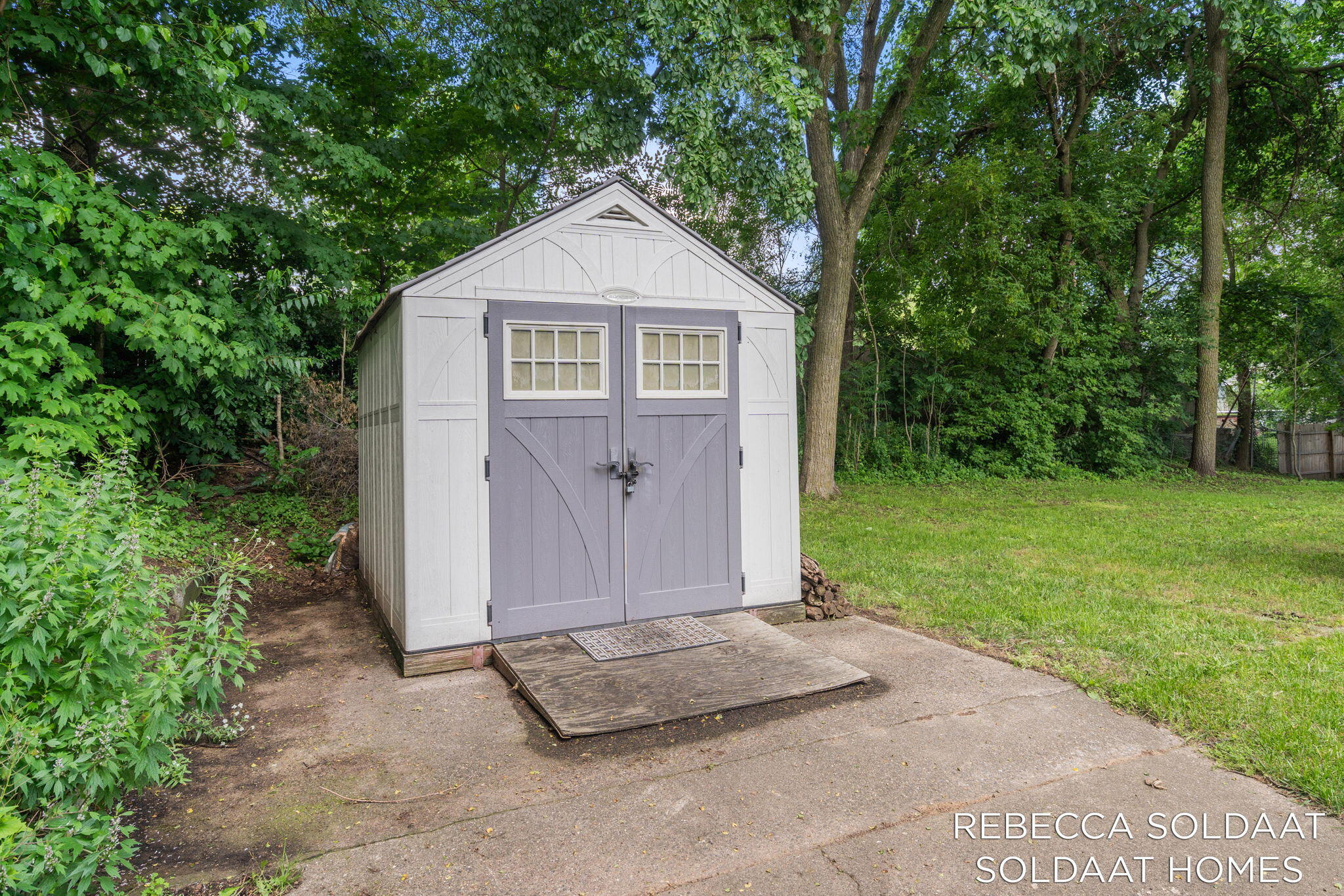1621 Preston Avenue NW Grand Rapids MI 49504