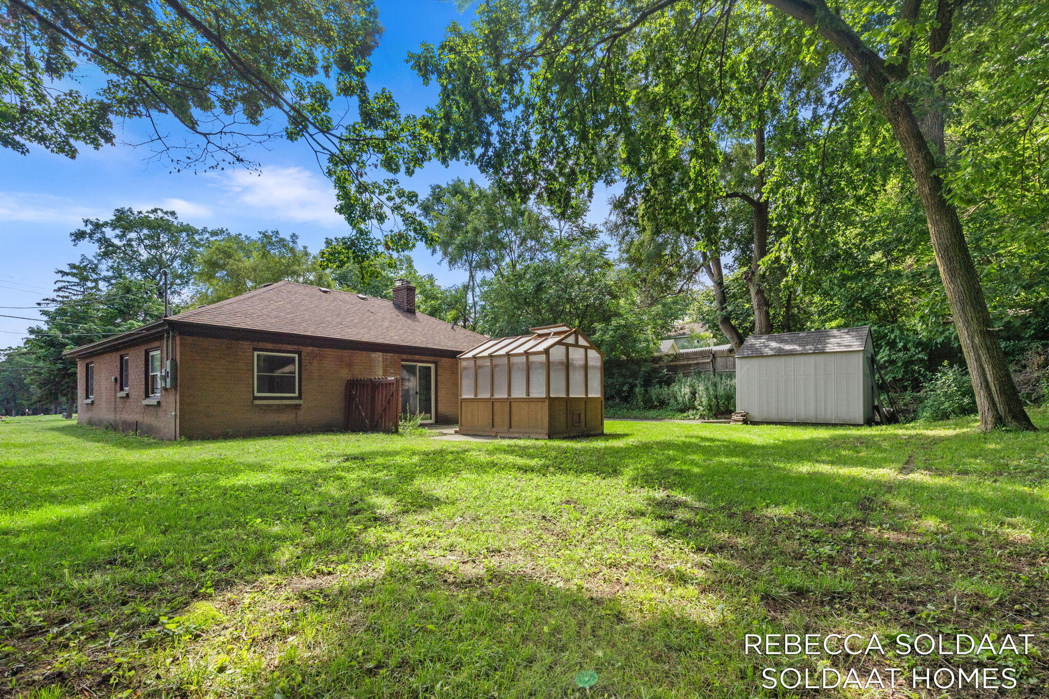 1621 Preston Avenue NW Grand Rapids MI 49504