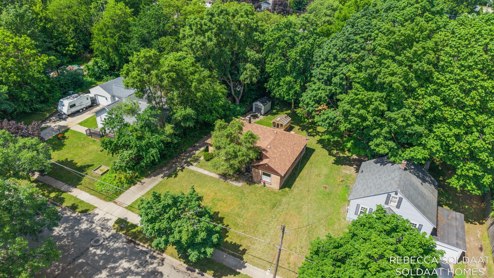 1621 Preston Avenue NW Grand Rapids MI 49504