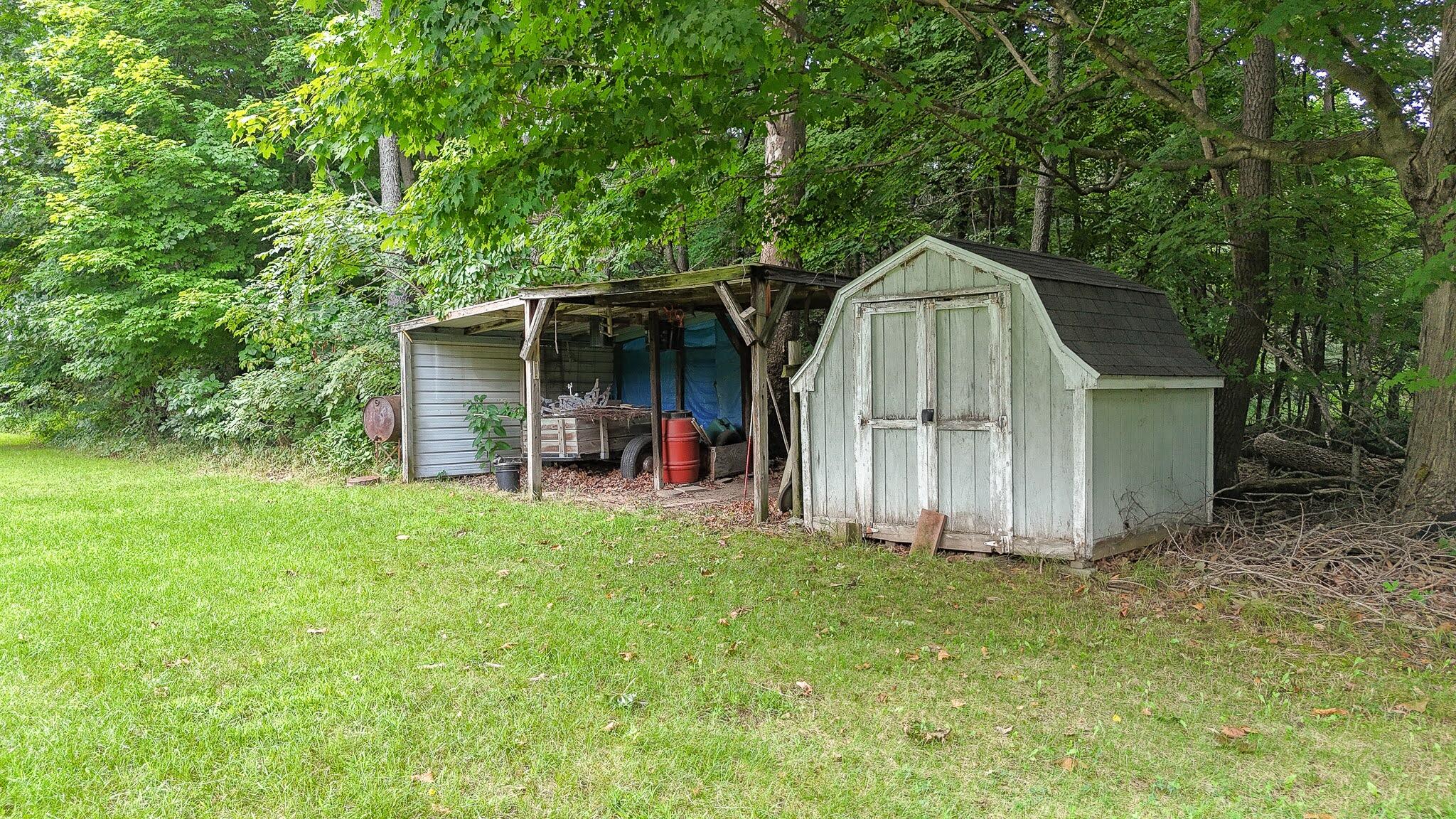 28493 Downey Street Dowagiac MI 49047