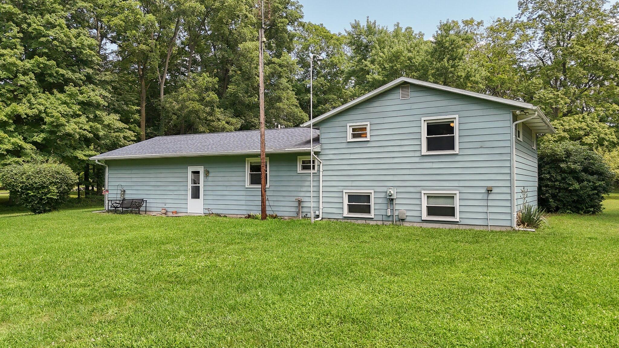 28493 Downey Street Dowagiac MI 49047