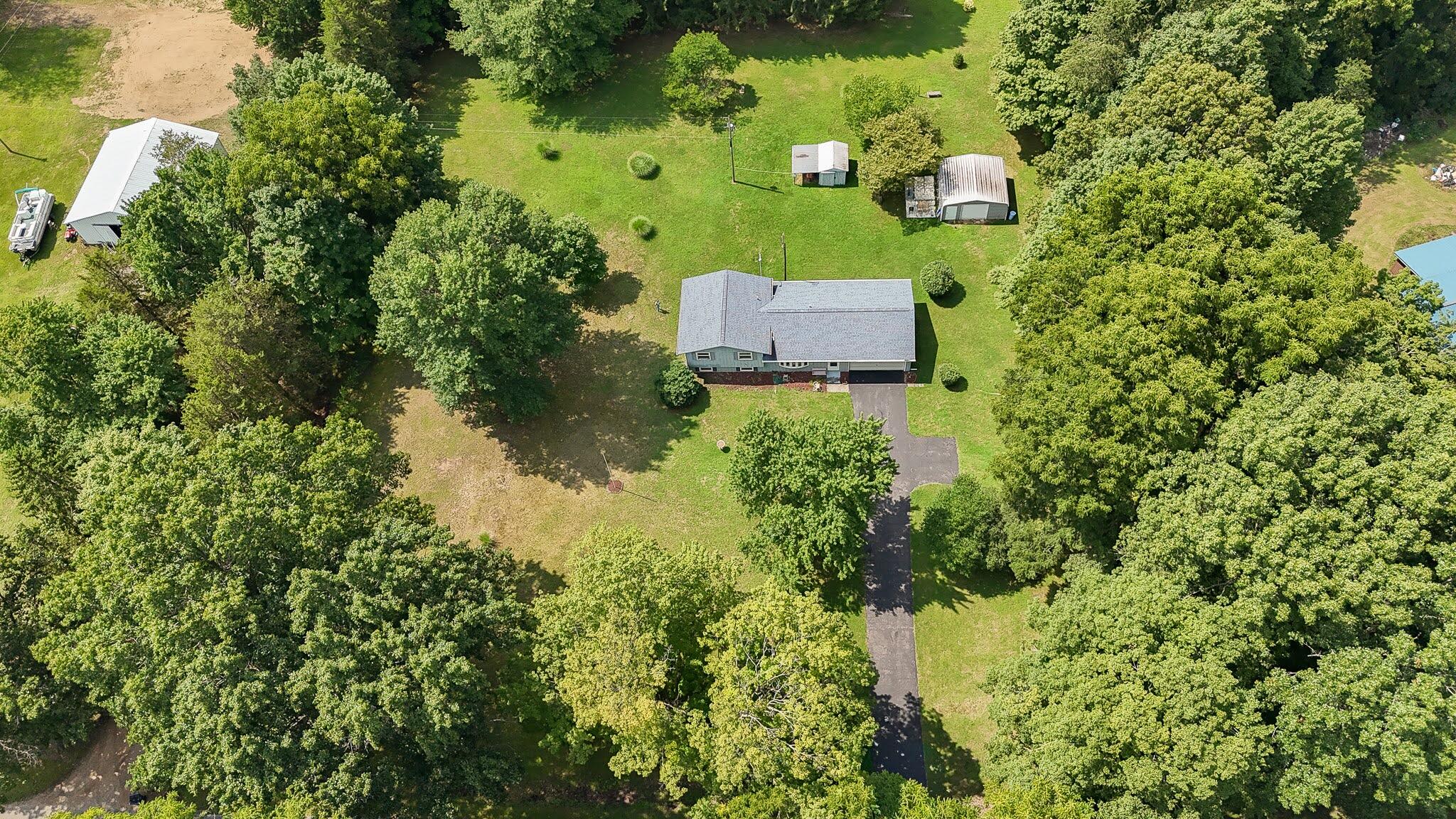 28493 Downey Street Dowagiac MI 49047