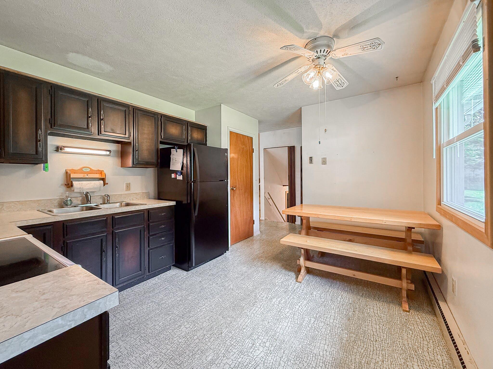 28493 Downey Street Dowagiac MI 49047
