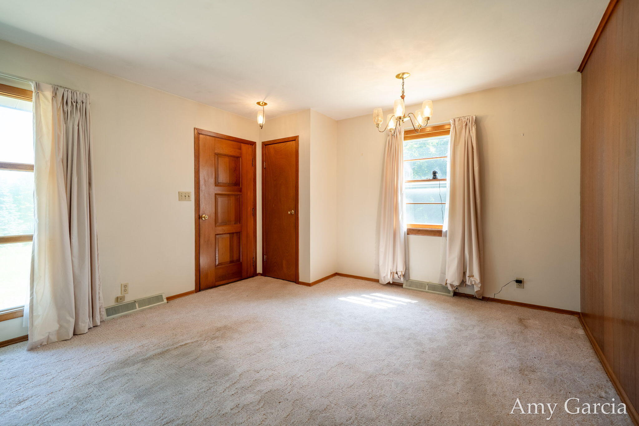 3530 11 Mile Road NE Rockford MI 49341