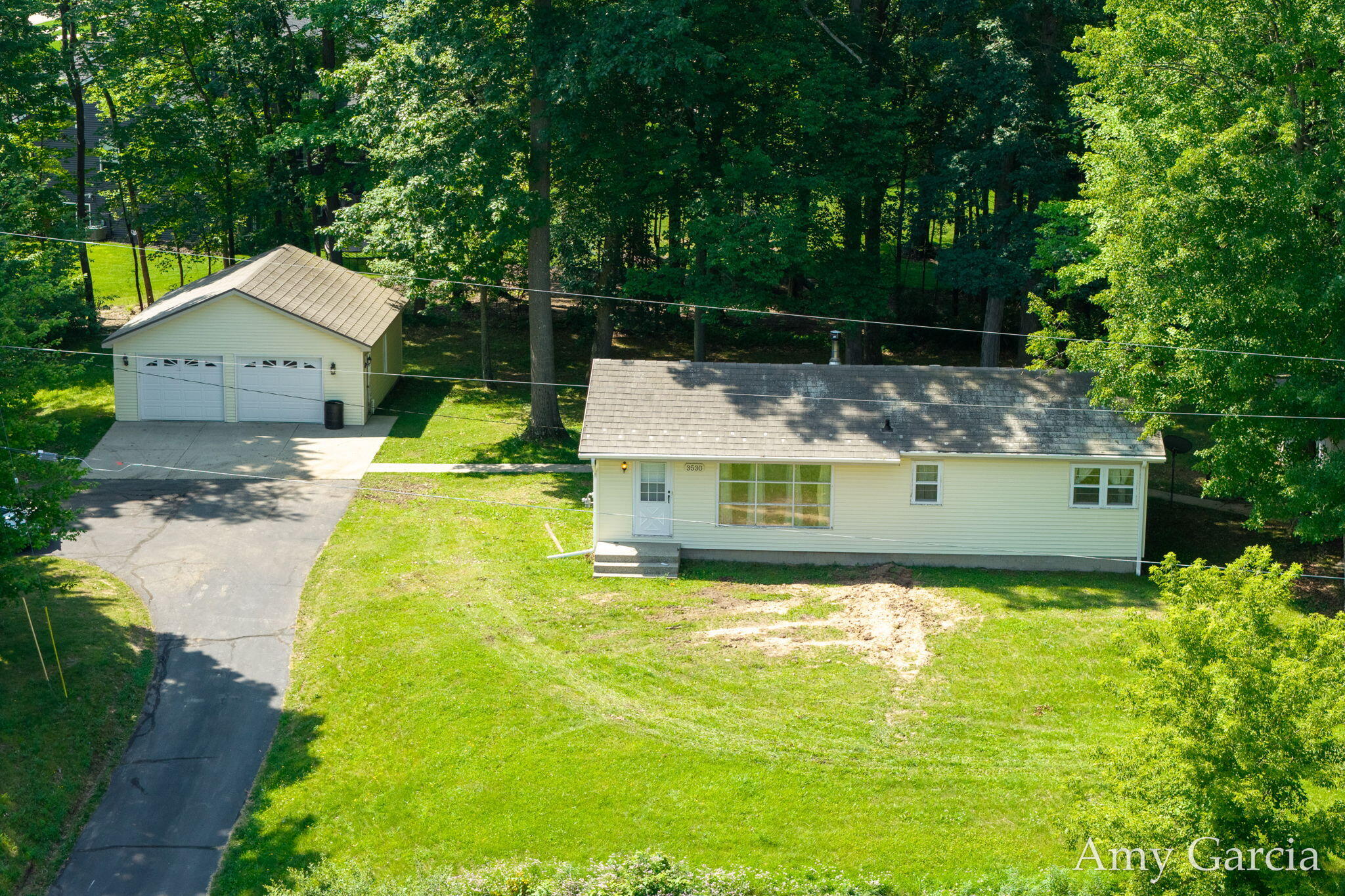3530 11 Mile Road NE Rockford MI 49341