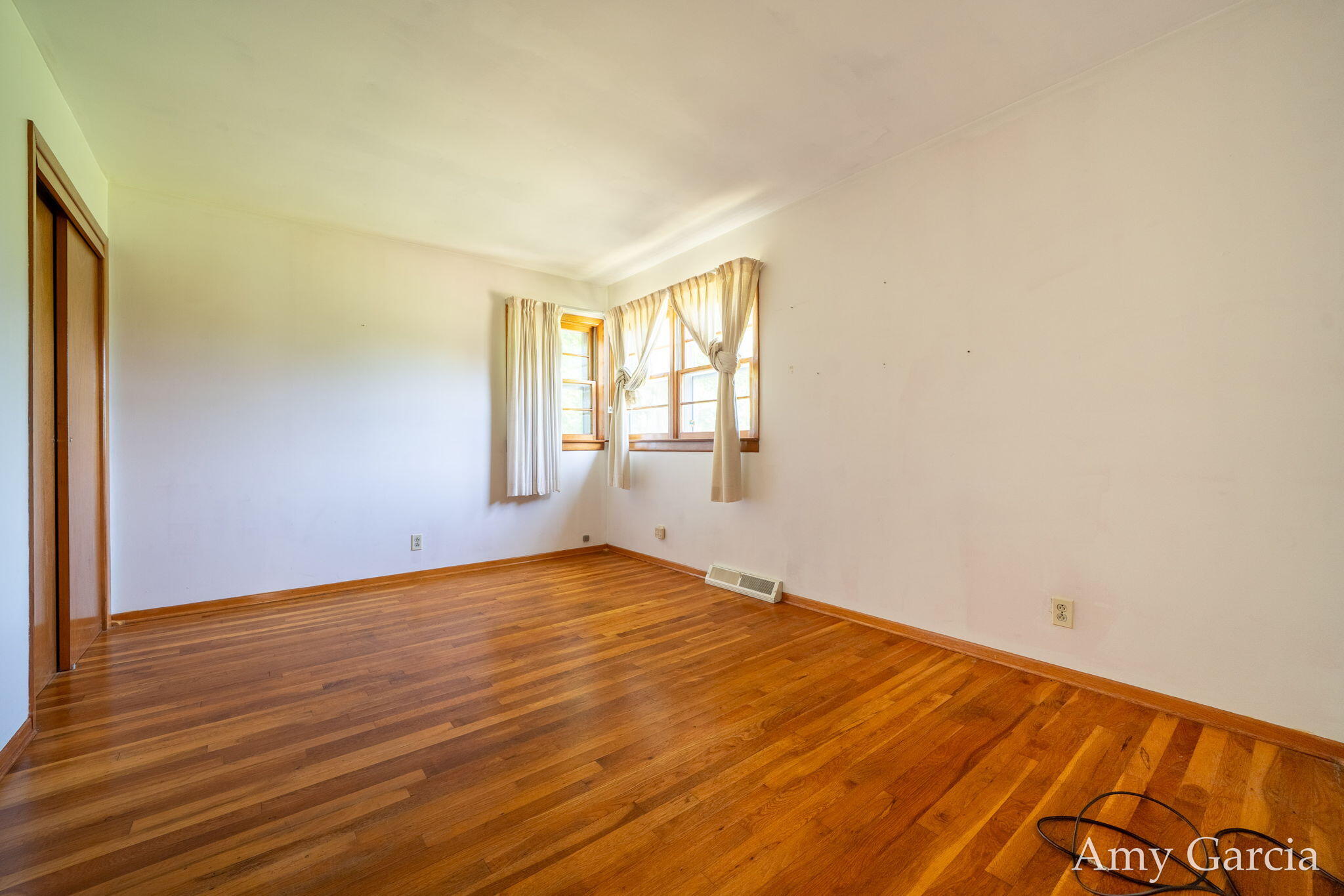 3530 11 Mile Road NE Rockford MI 49341