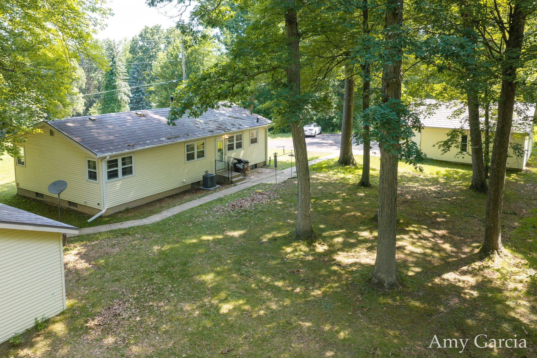 3530 11 Mile Road NE Rockford MI 49341