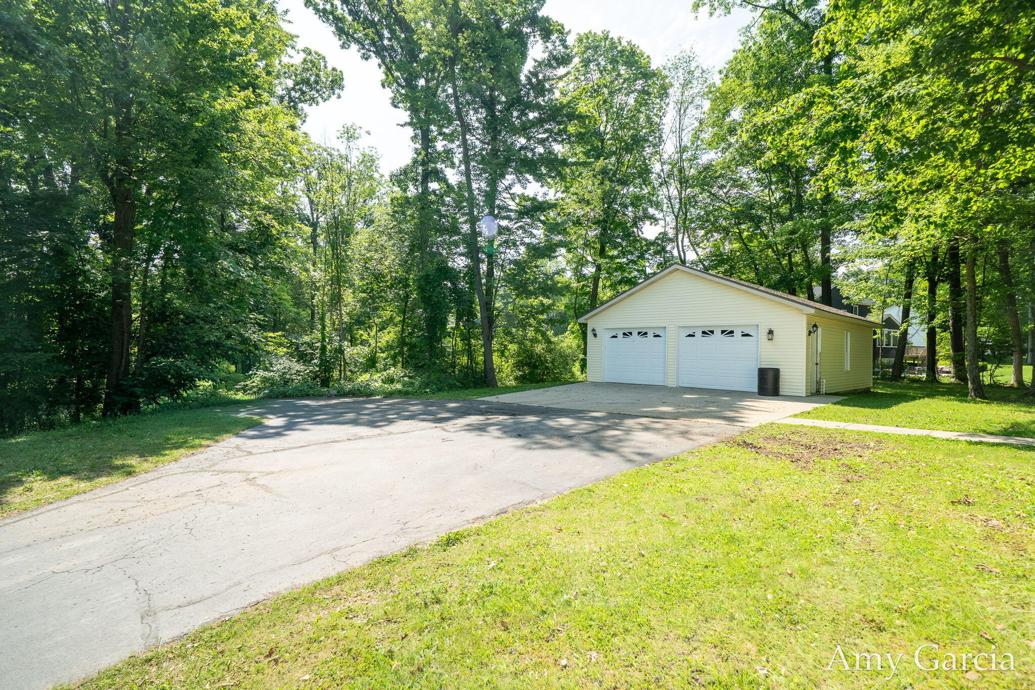 3530 11 Mile Road NE Rockford MI 49341