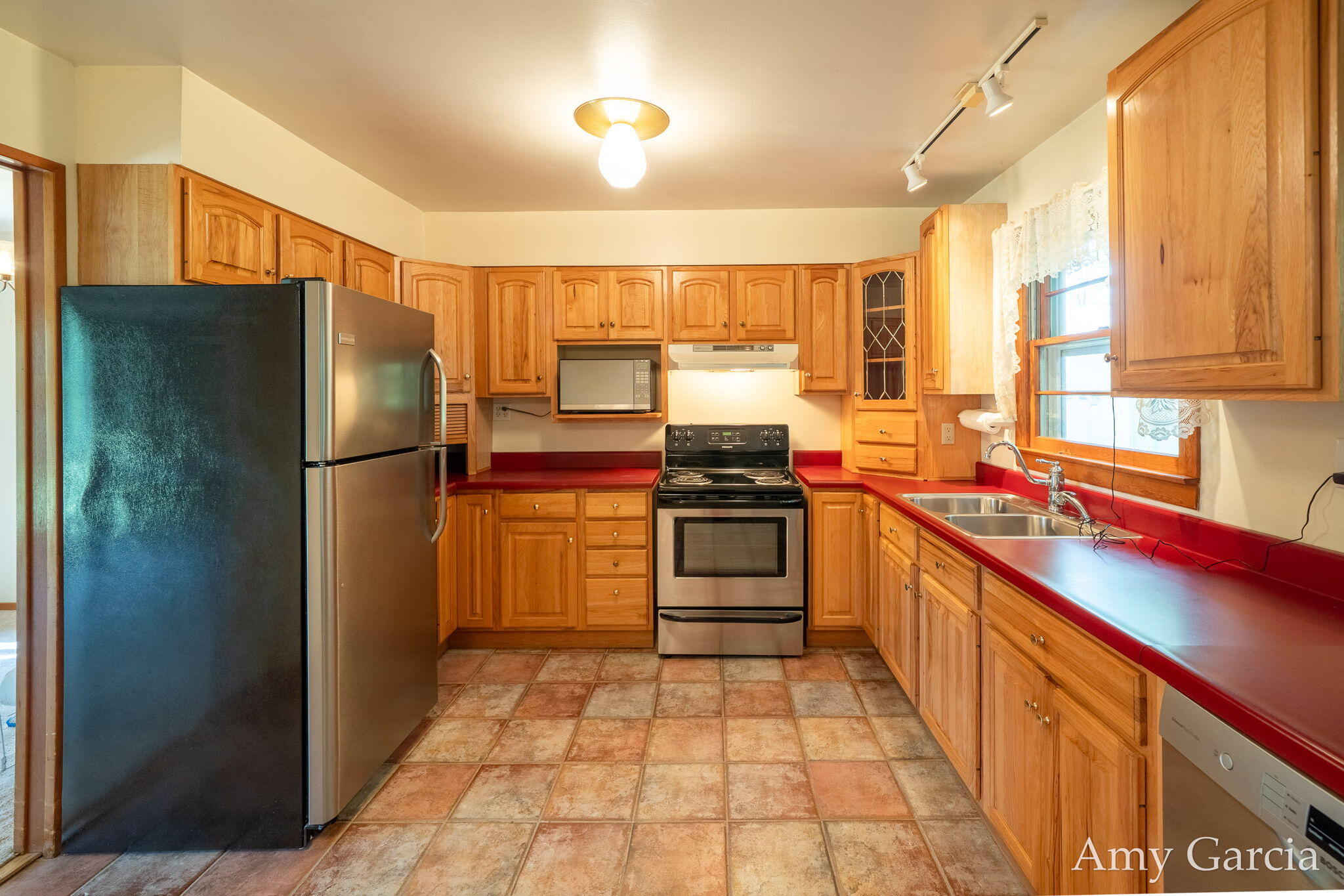 3530 11 Mile Road NE Rockford MI 49341