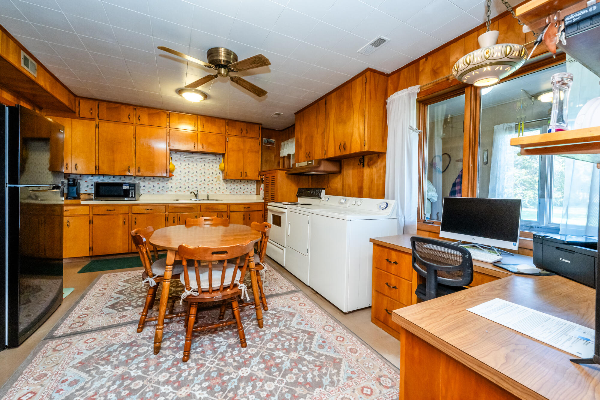 7081 W Us 12 Highway Three Oaks MI 49128