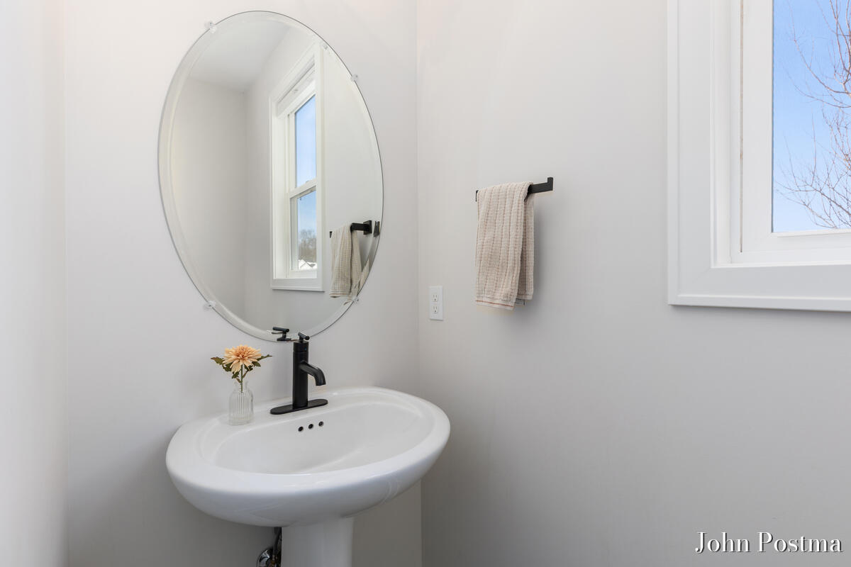 5827 Golden Hollow Drive SE Grand Rapids MI 49512