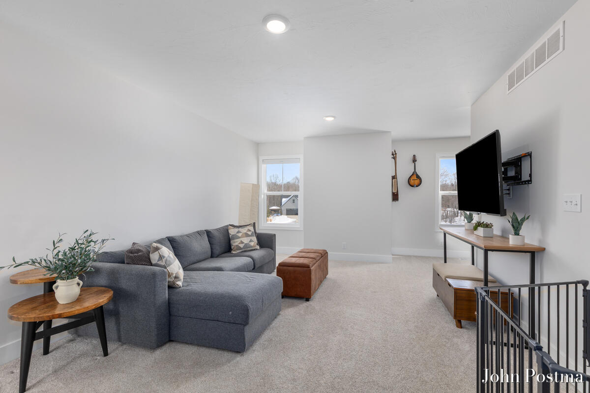 5827 Golden Hollow Drive SE Grand Rapids MI 49512