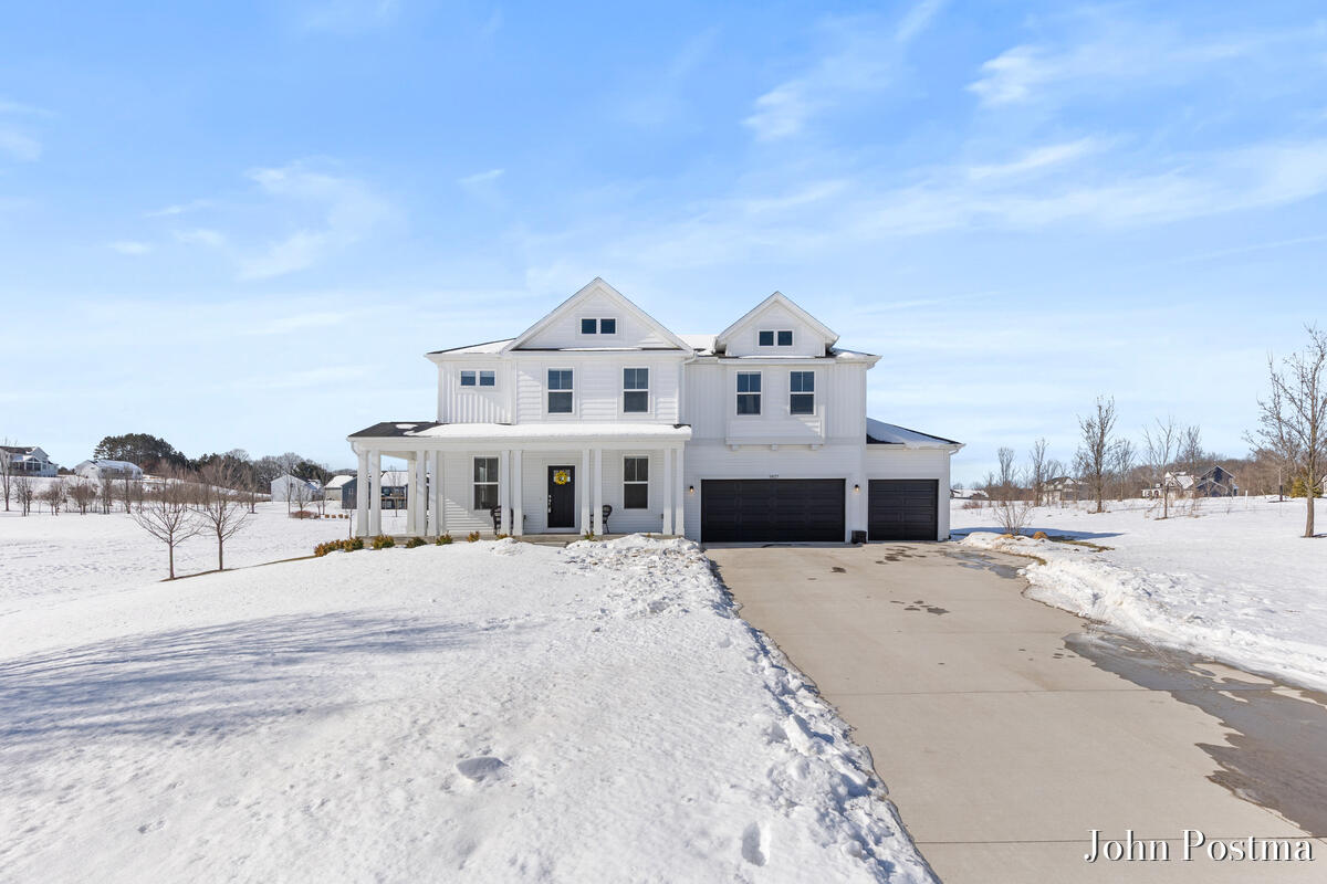 5827 Golden Hollow Drive SE Grand Rapids MI 49512