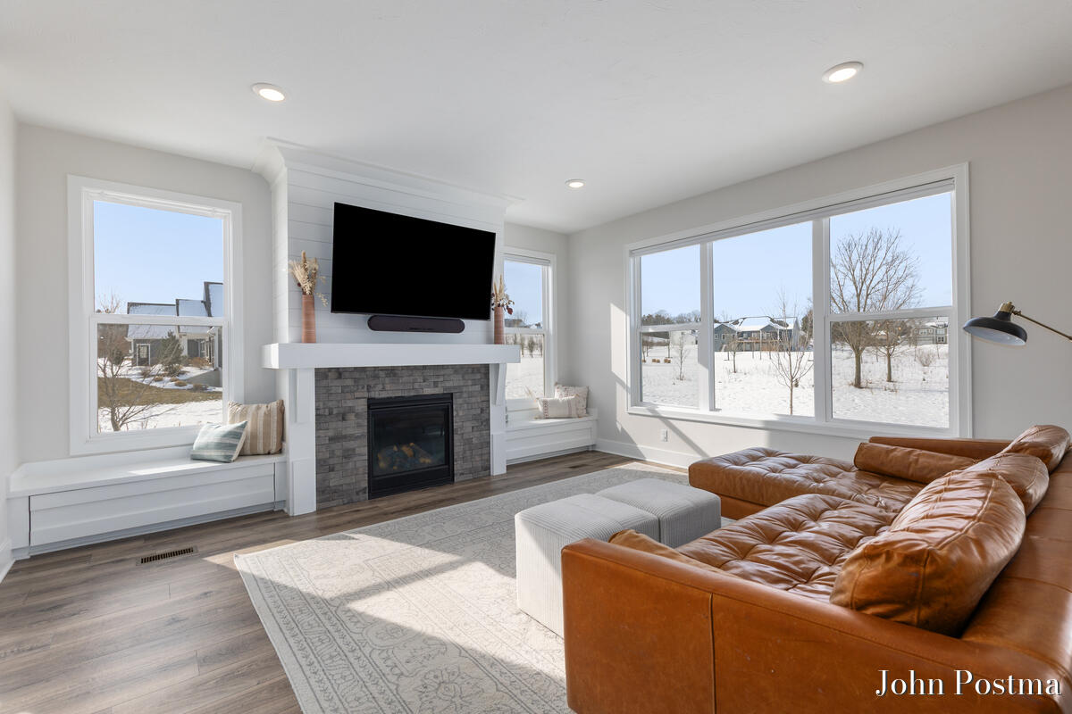 5827 Golden Hollow Drive SE Grand Rapids MI 49512