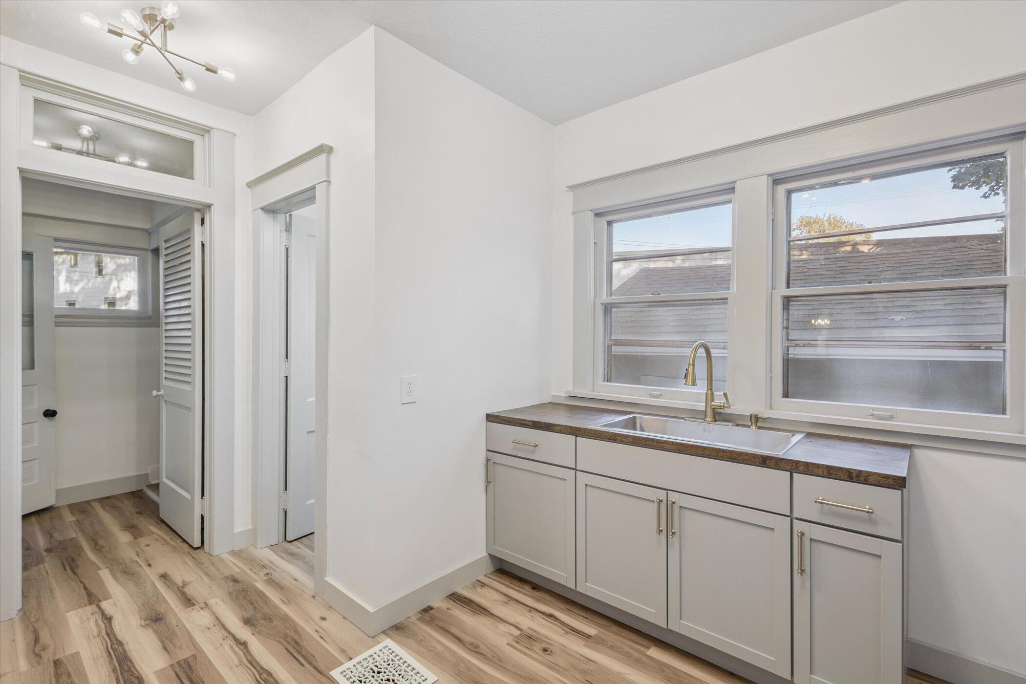 343 Garfield Avenue NW Grand Rapids MI 49504