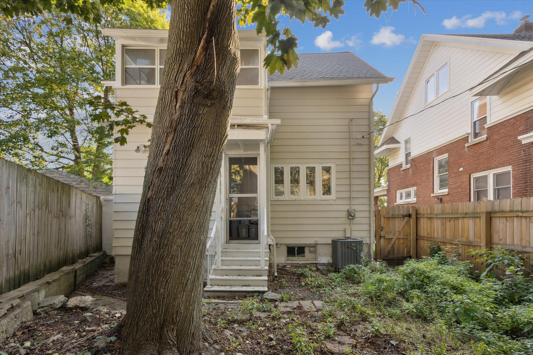 343 Garfield Avenue NW Grand Rapids MI 49504