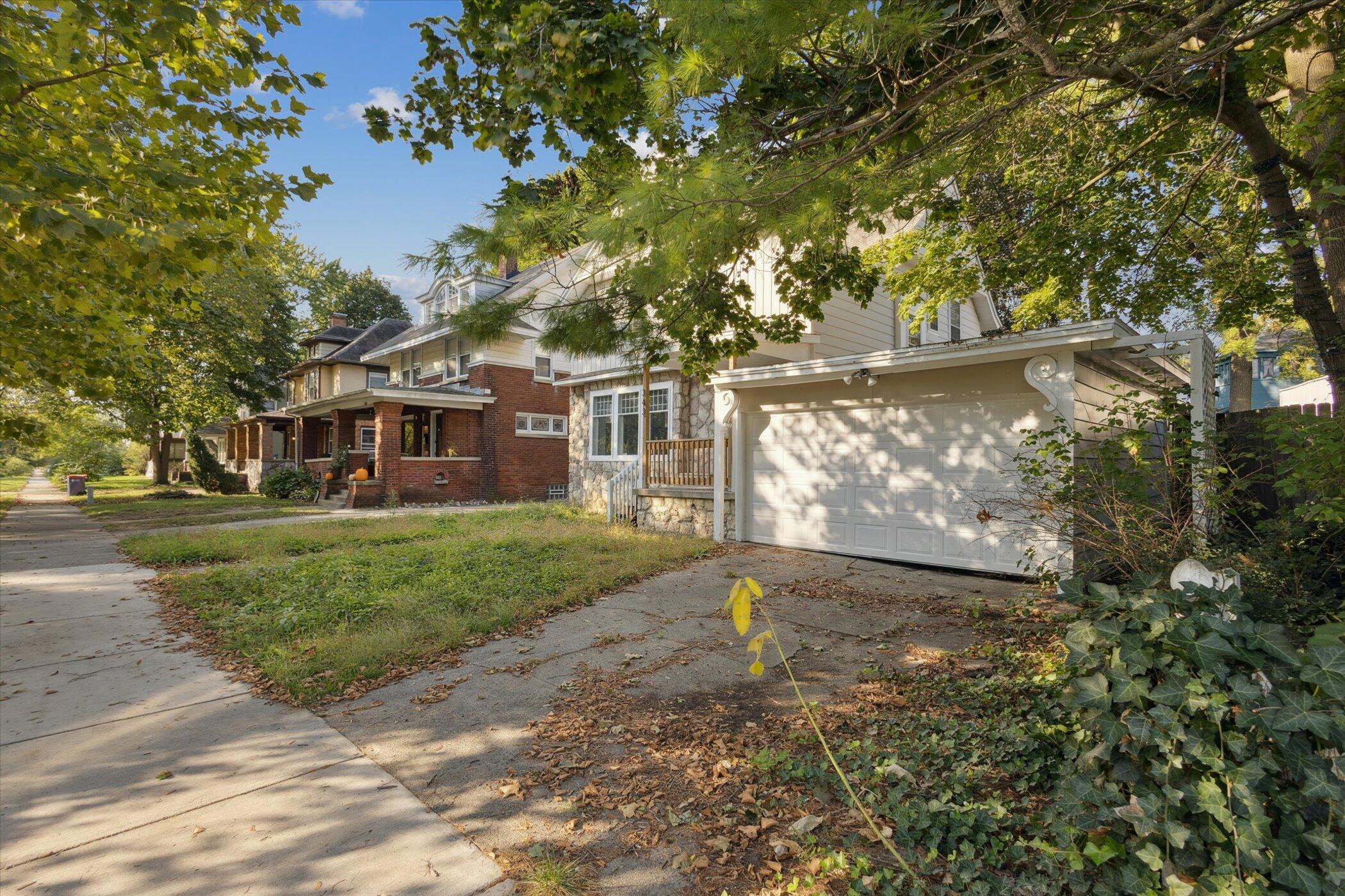 343 Garfield Avenue NW Grand Rapids MI 49504