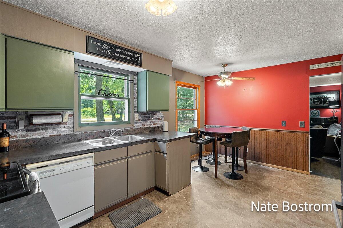 6724 Hall Road Muskegon MI 49442