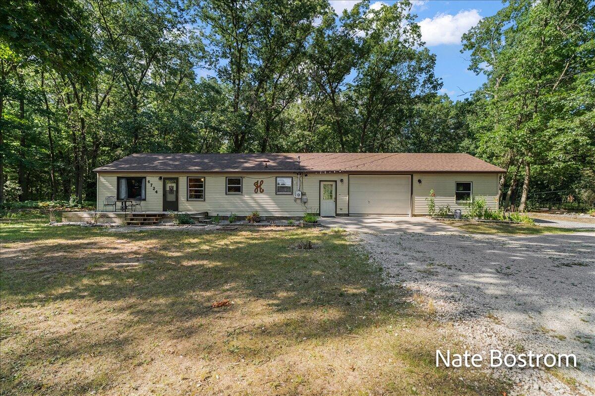 6724 Hall Road Muskegon MI 49442