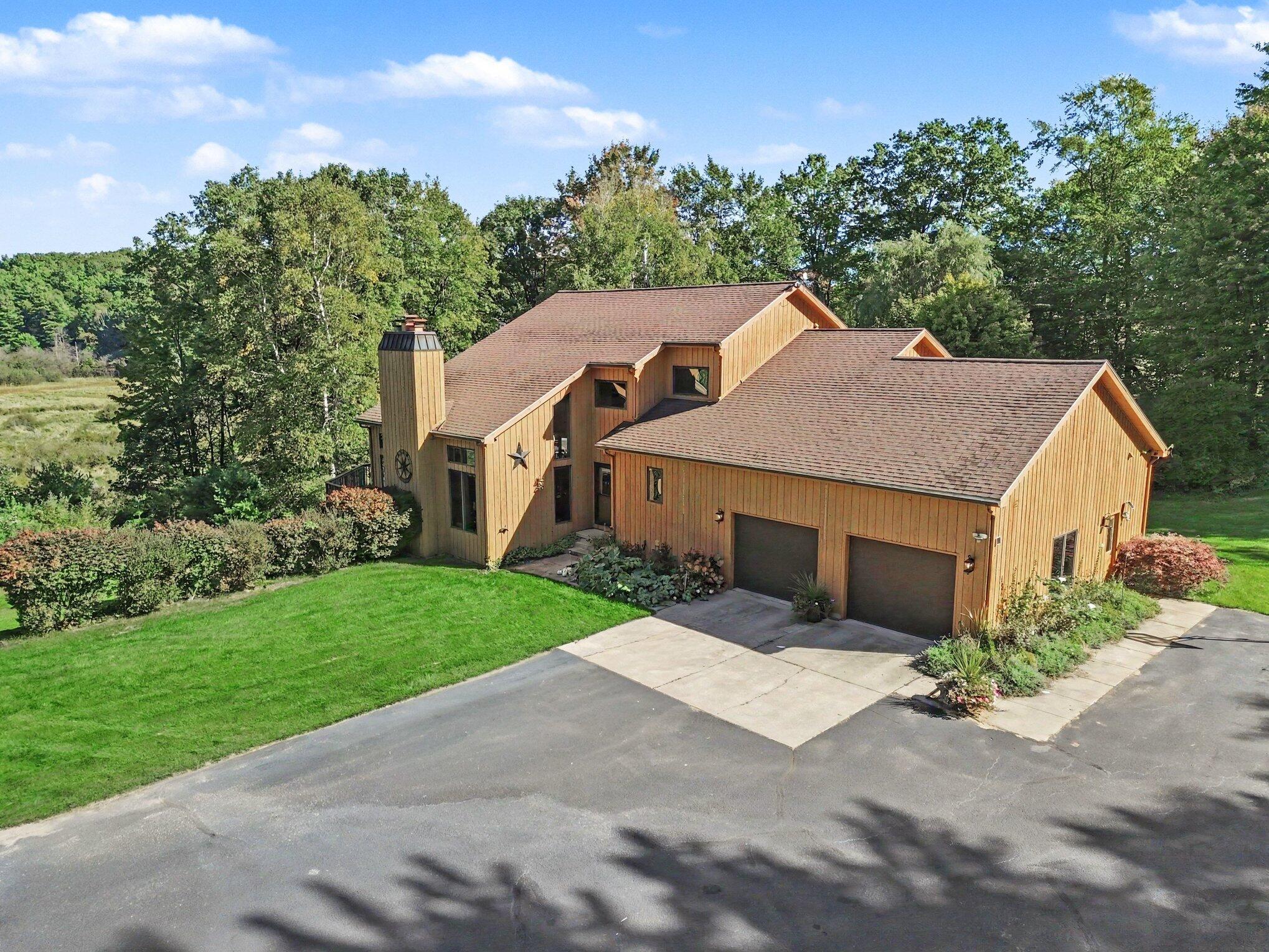5336 W Riverside Lane Ludington MI 49431