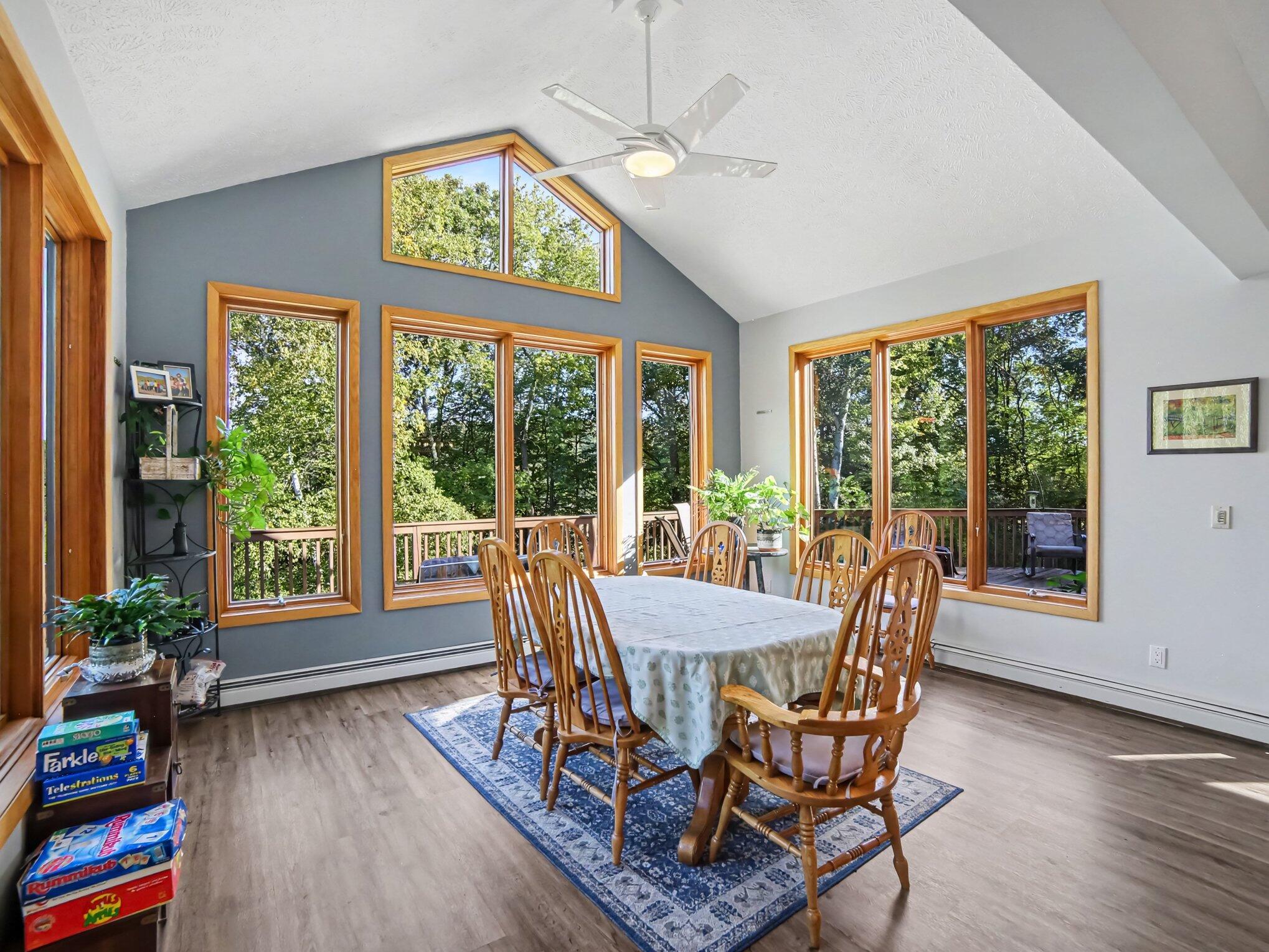 5336 W Riverside Lane Ludington MI 49431