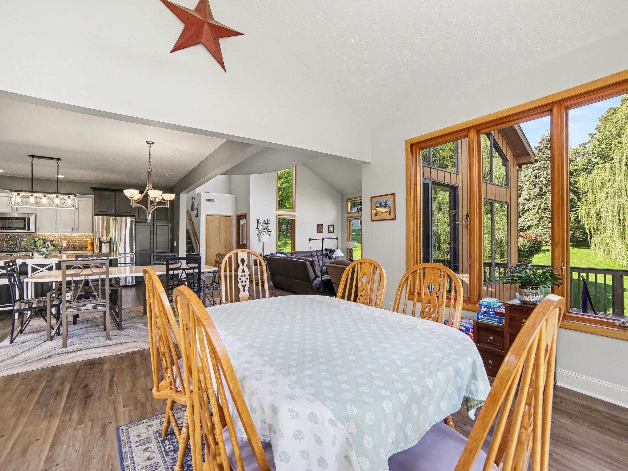 5336 W Riverside Lane Ludington MI 49431