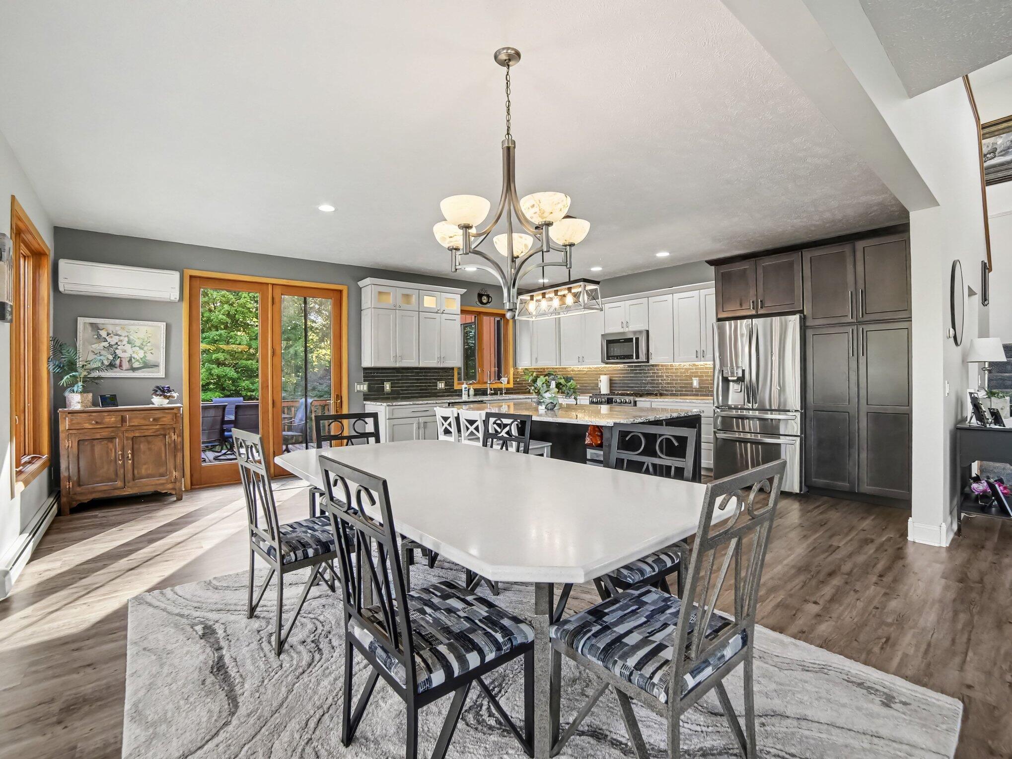 5336 W Riverside Lane Ludington MI 49431