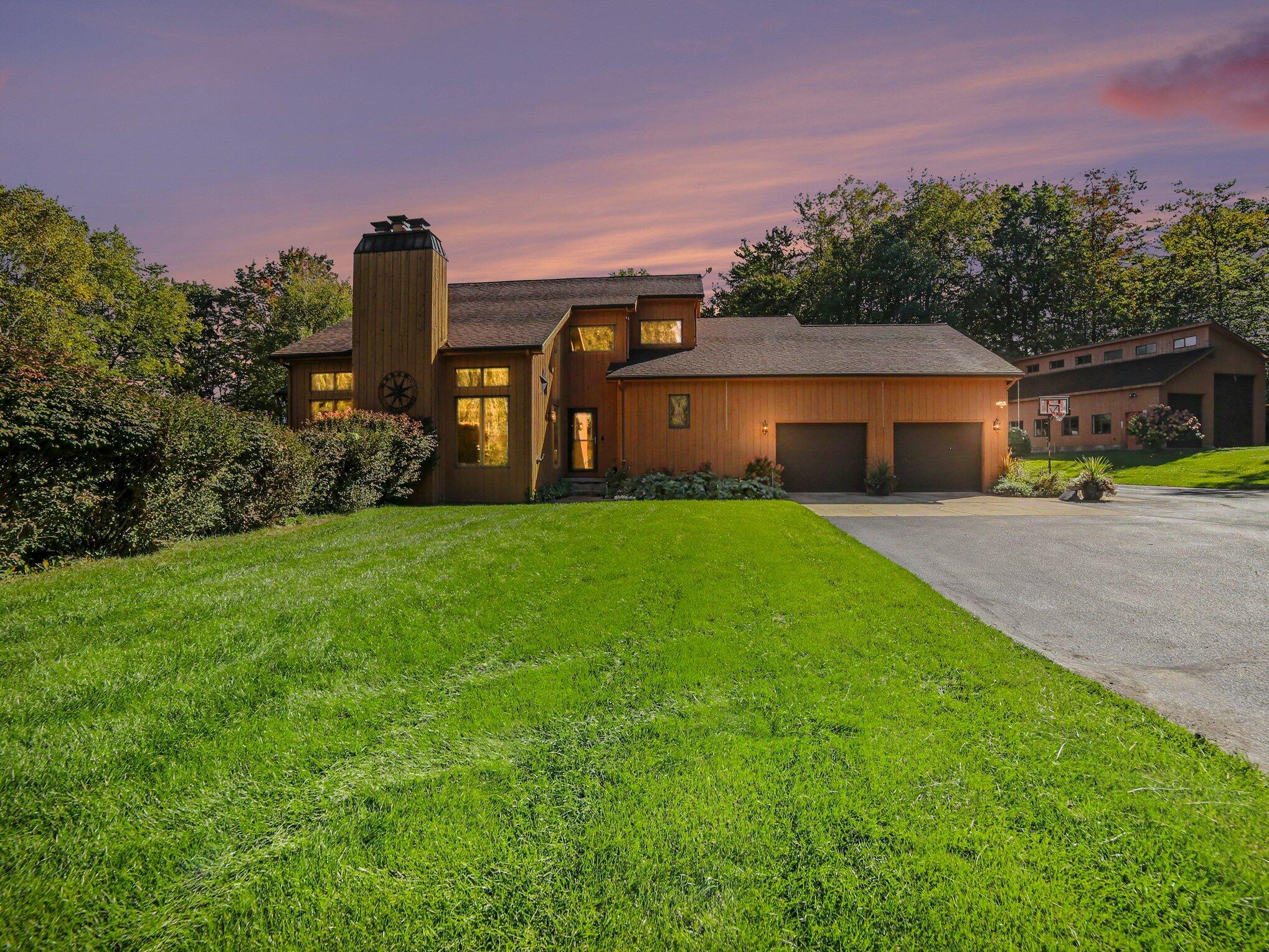 5336 W Riverside Lane Ludington MI 49431