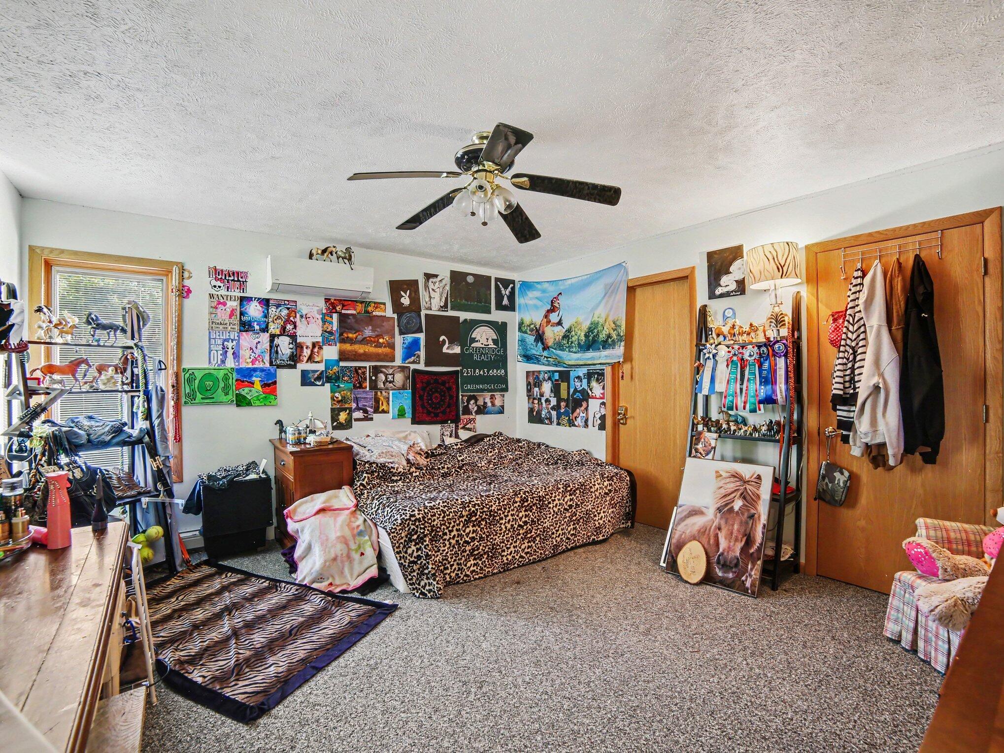 5336 W Riverside Lane Ludington MI 49431