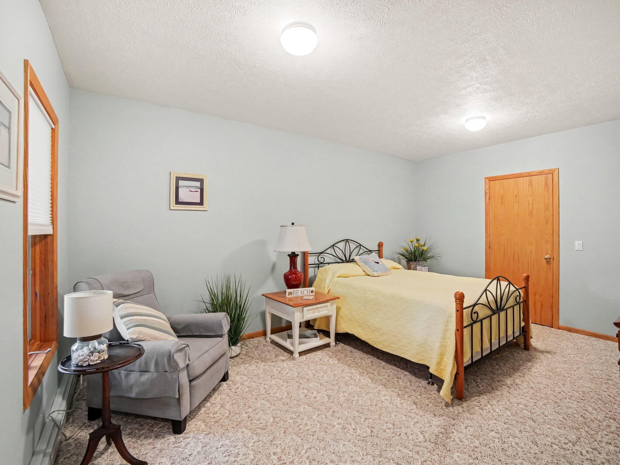 5336 W Riverside Lane Ludington MI 49431