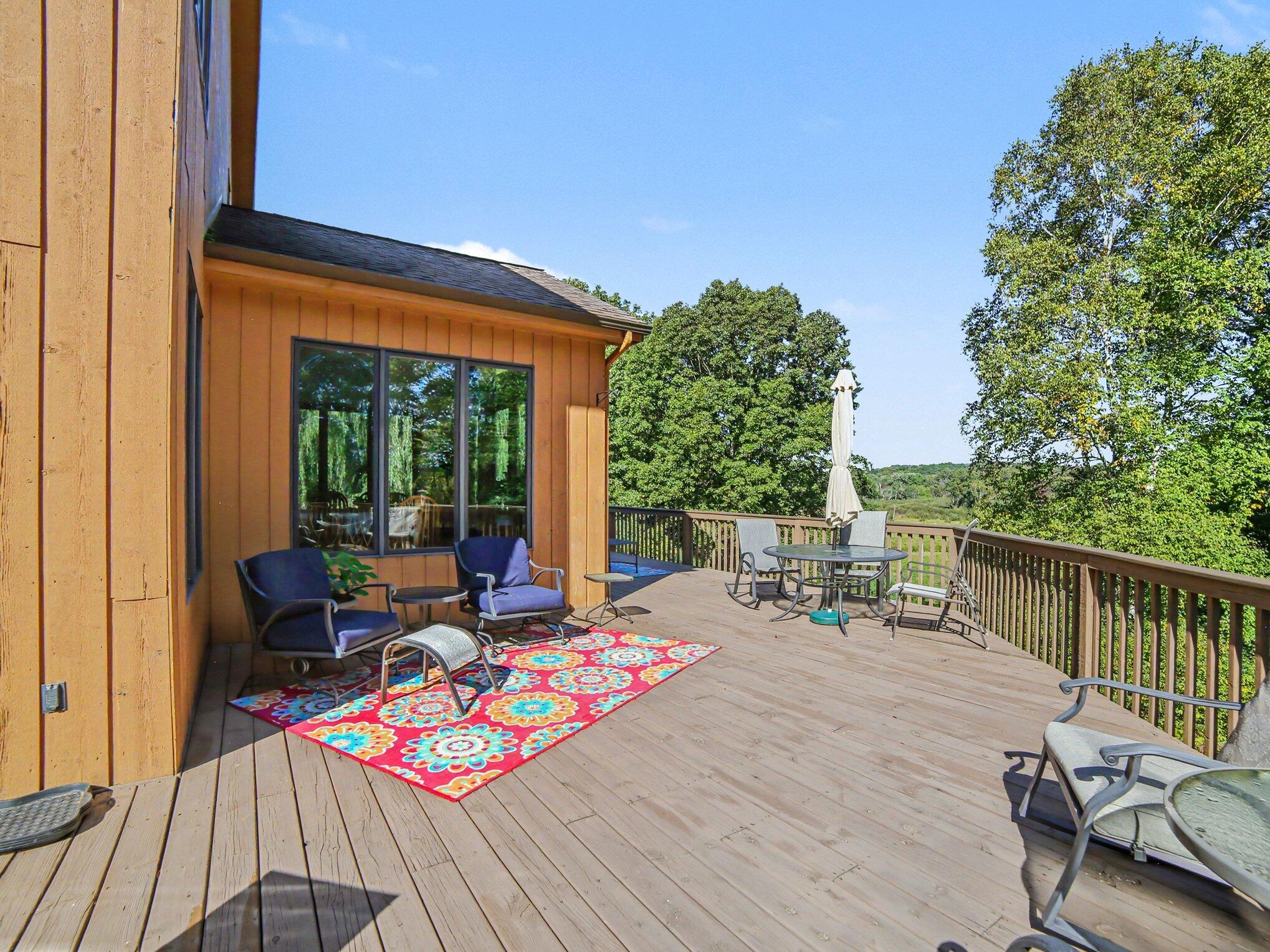 5336 W Riverside Lane Ludington MI 49431