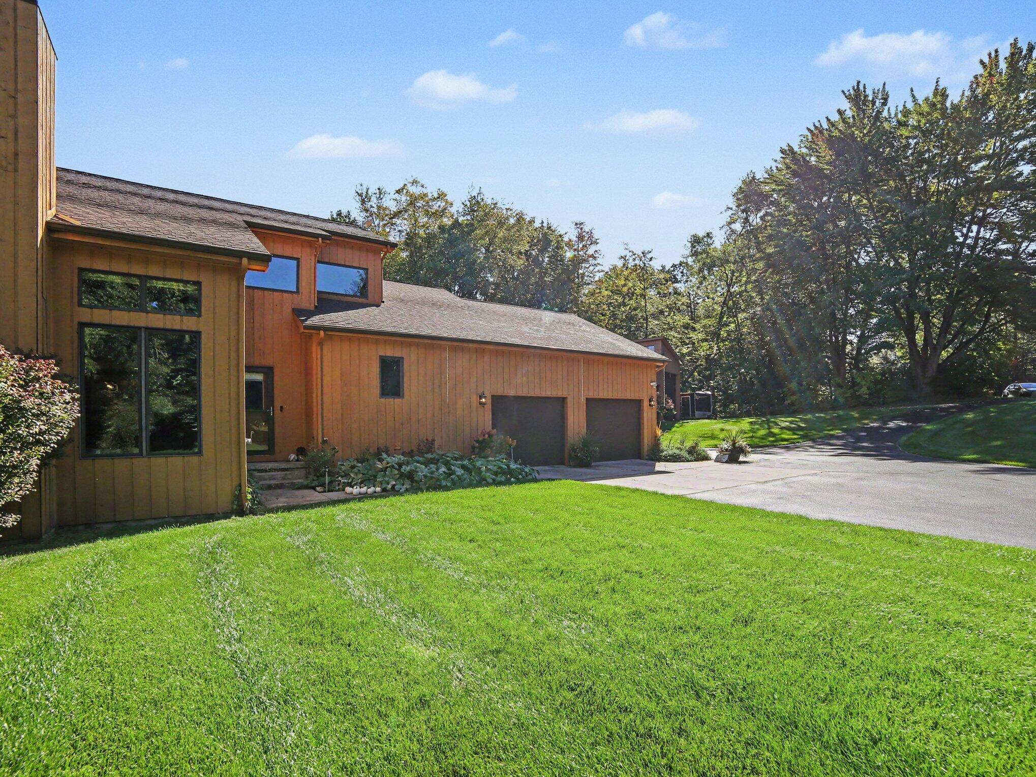 5336 W Riverside Lane Ludington MI 49431