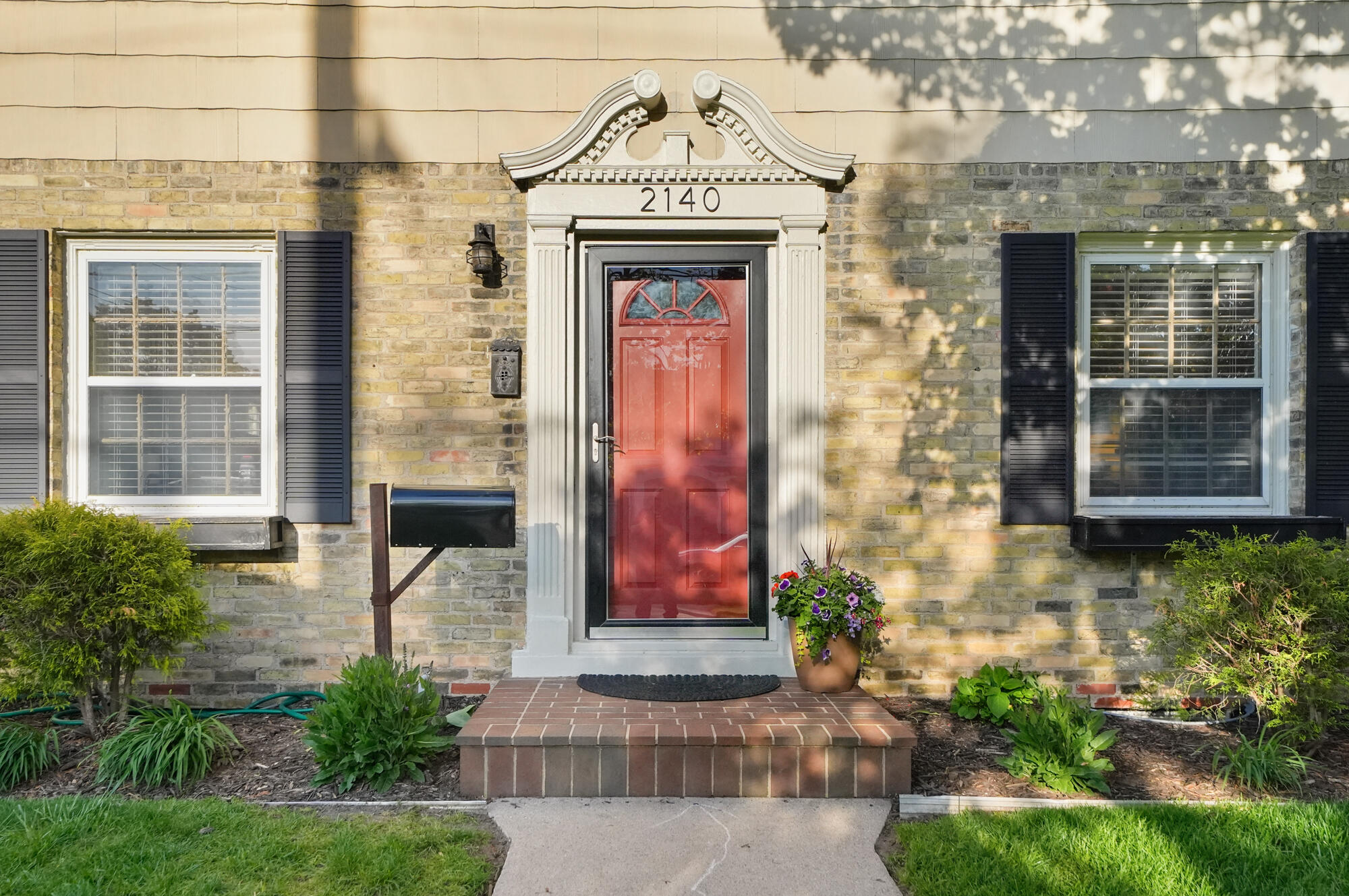 2140 Paris Avenue SE Grand Rapids MI 49507
