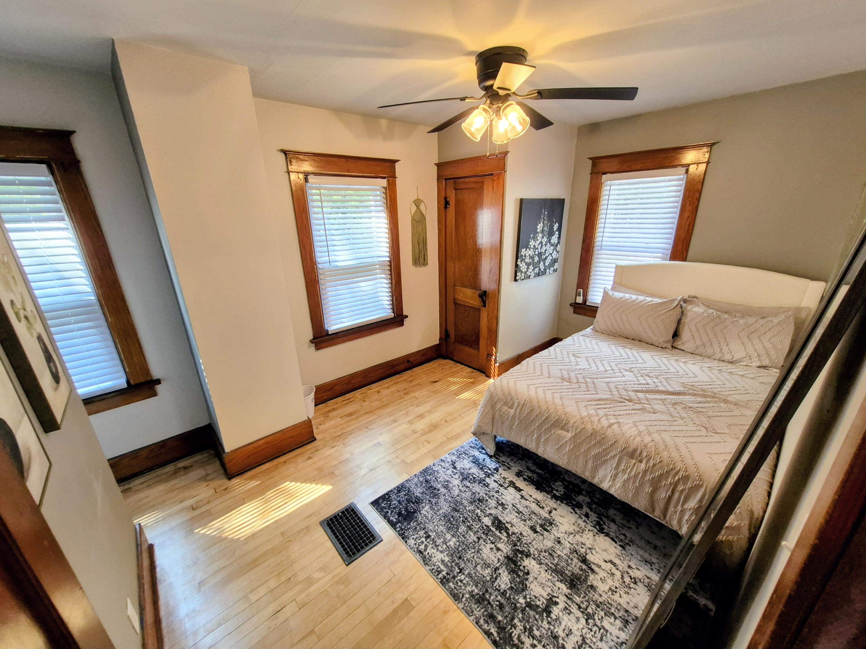 1211 Wayside Road Kalamazoo MI 49048